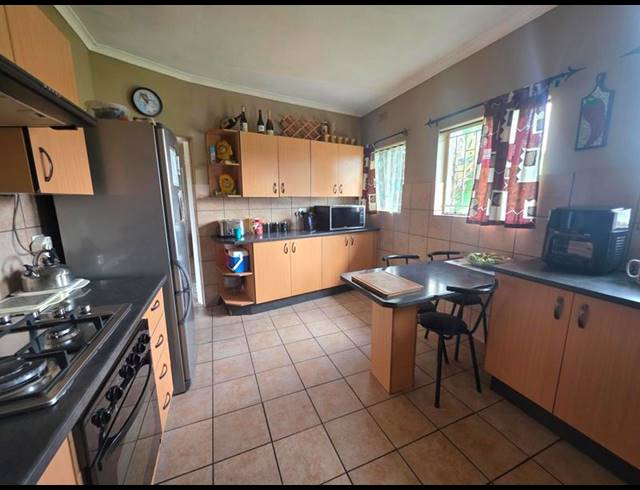 4 BEDROOM HOUSE FOR SALE IN ELSPARK